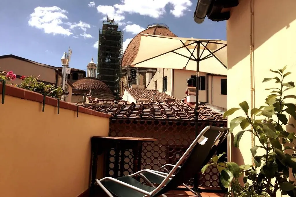 Medici Chapels Terrace - View Apartment Florencia